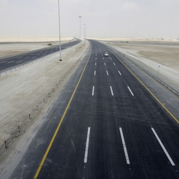 New Abu Dhabi Road A Boon For Khalifa Port Transport Roads Abu