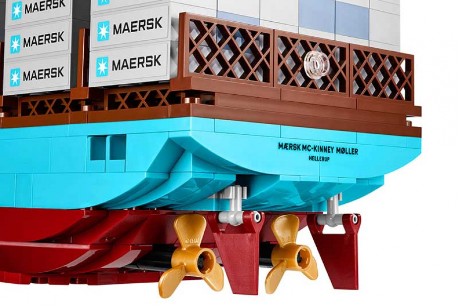 biggest lego ship in the world