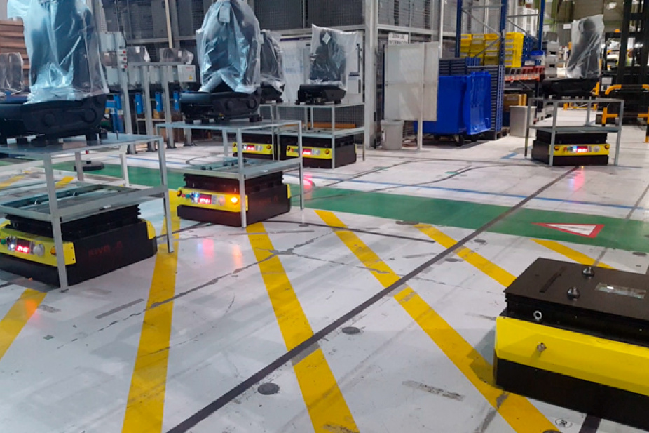 Kivnon Agvs Take Automation To The Next Level With Wms In Faurecia Warehouse Kivnon Agv Automation Automotive Manufacturing Logistics Middle East