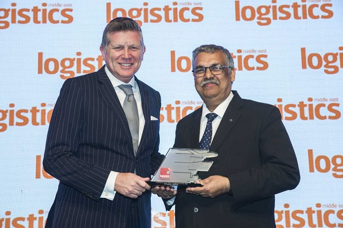 Raman Kumar, managing director, Al-Futtaim Logistics, collects the award. Raman Kumar, managing director, Al-Futtaim Logistics, collects the award.