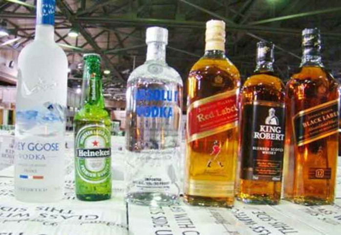 Imam Quizzed Over Liquor In Dammam Airport Transport Air Cargo Alcohol Liquor Saudi Arabia Smuggling News Logistics Middle East