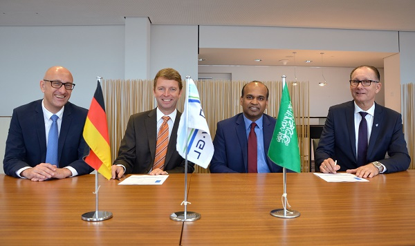 The contract laying the framework for the partnership, was signed in Hamburg, Germany, in the presence of Anwar Siddiqui, president of Bahri Data, Per Helge Pedersen, president of Bahri Ship Management, Albrecht Grell, executive vice president of Digital Solutions and Innovation at DNV GL Maritime, and Geir Fuglerud, area manager Middle East at DNV GL Maritime. The contract laying the framework for the partnership, was signed in Hamburg, Germany, in the presence of Anwar Siddiqui, president of Bahri Data, Per Helge Pedersen, president of Bahri Ship Management, Albrecht Grell, executive vice president of Digital Solutions and Innovation at DNV GL Maritime, and Geir Fuglerud, area manager Middle East at DNV GL Maritime.