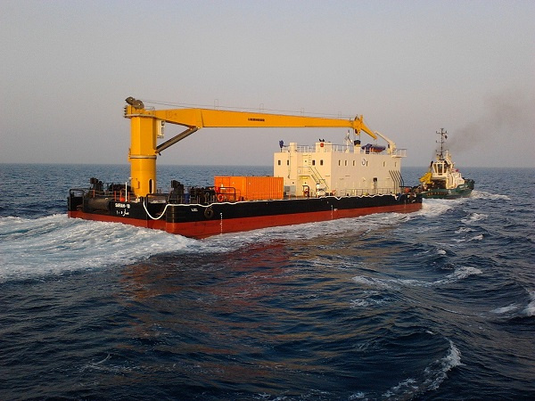 Damen Shipyards Sharjah delivers two barges, a Crane Barge 4920 and an Anti-Pollution Barge 2405, to Middle East contractor BINCO. Damen Shipyards Sharjah delivers two barges, a Crane Barge 4920 and an Anti-Pollution Barge 2405, to Middle East contractor BINCO.
