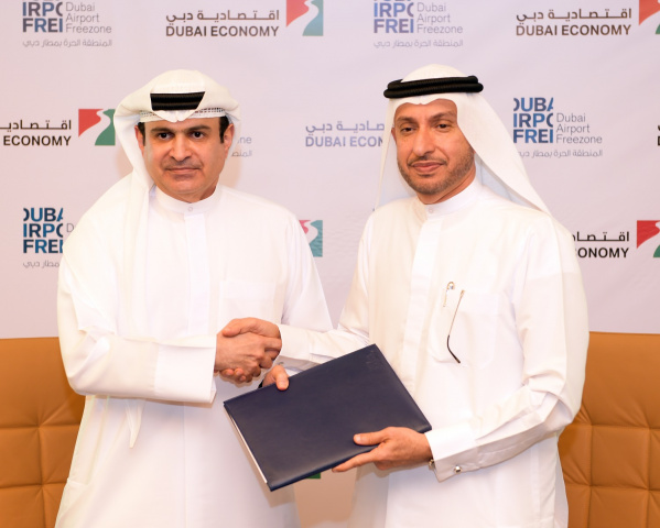 Mohammed Al Zarooni, director general of DAFZA, and Sami Dhaen Al Qamzi, director general of DED, were the official signatories. Mohammed Al Zarooni, director general of DAFZA, and Sami Dhaen Al Qamzi, director general of DED, were the official signatories.