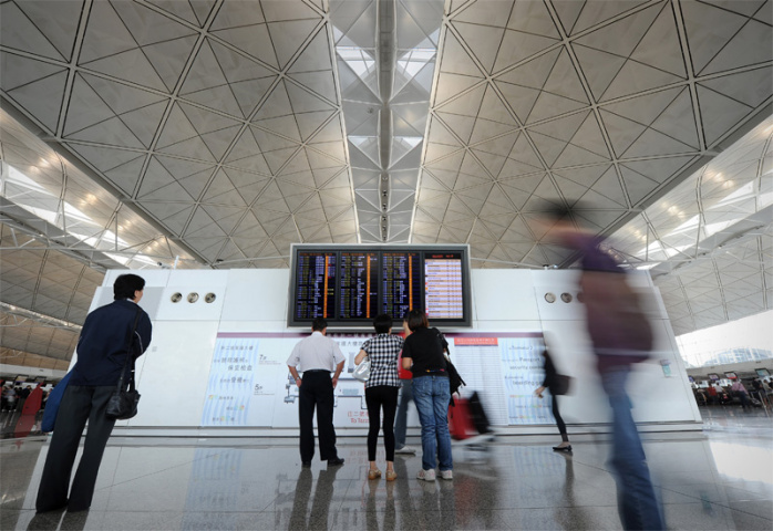 Hong Kong -- the home of the world's favourite airport hotel (Ed Jones/AFP/Getty). Hong Kong -- the home of the world's favourite airport hotel (Ed Jones/AFP/Getty).