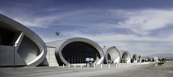 The new terminal consists of seven buildings with an internal area of 7,000 square meters. The new terminal consists of seven buildings with an internal area of 7,000 square meters.