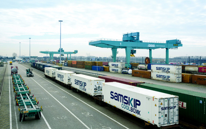 Omani logistics heavyweights sign MoU to jointly bid for contract to operate Oman's first dry port Omani logistics heavyweights sign MoU to jointly bid for contract to operate Oman's first dry port
