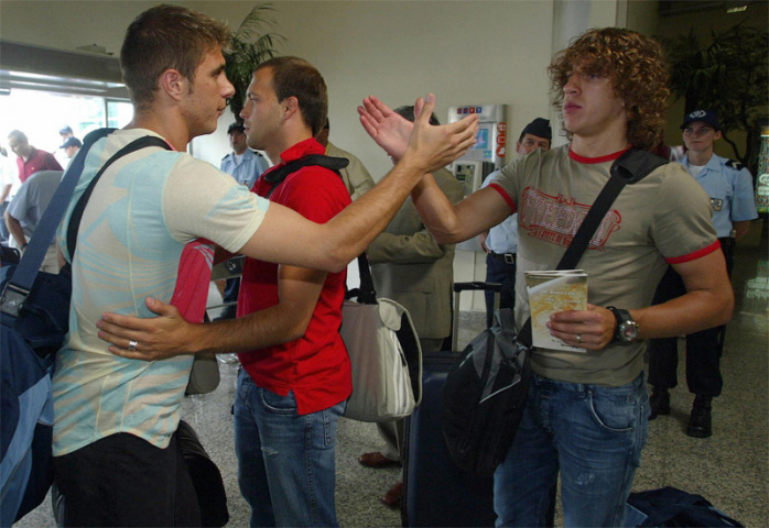 Spanish football players at Sa Carneiro airport in Porto (Miguel Riopa/AFP/Getty Images). Spanish football players at Sa Carneiro airport in Porto (Miguel Riopa/AFP/Getty Images).