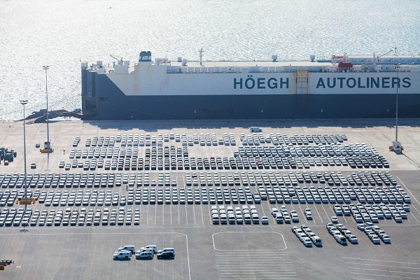 Automotive, Car carrier, Dubai, Logisitcs, Middle east, ANALYSIS Automotive, Car carrier, Dubai, Logisitcs, Middle east, ANALYSIS