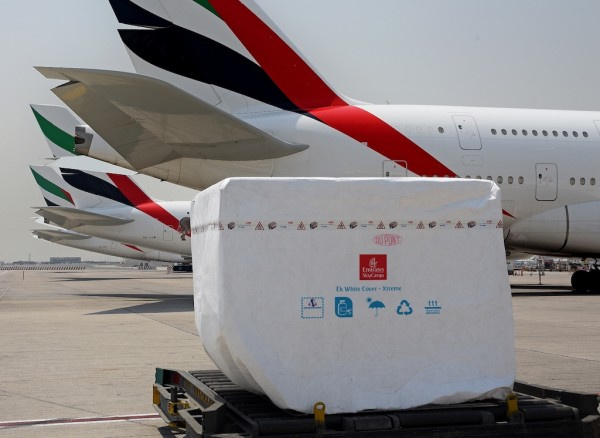 Emirates SkyCargo is the first air cargo carrier globally to be introducing DuPont’s Tyvek Xtreme W50 material in its White Cover protection solutions. Emirates SkyCargo is the first air cargo carrier globally to be introducing DuPont’s Tyvek Xtreme W50 material in its White Cover protection solutions.