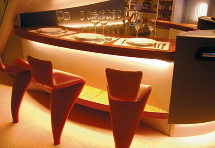 Intelligent lighting creates various scenarios to influence the mood of passengers. Intelligent lighting creates various scenarios to influence the mood of passengers.