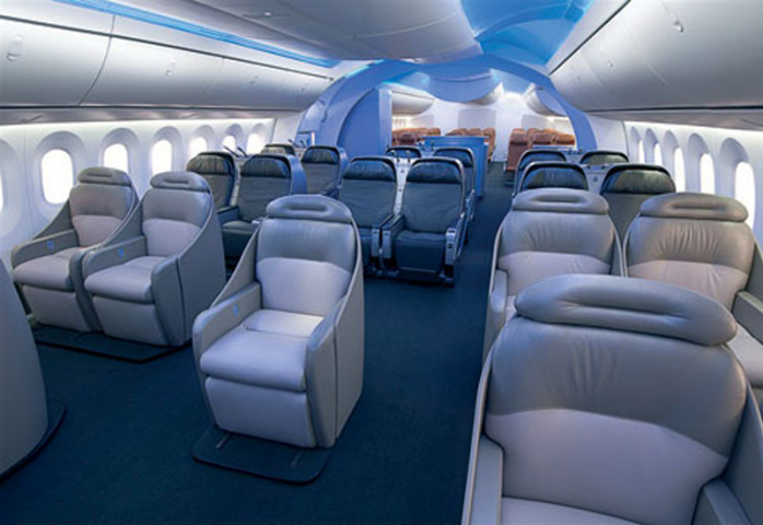 787's interior gives crew easy access to food and beverages. 787's interior gives crew easy access to food and beverages.