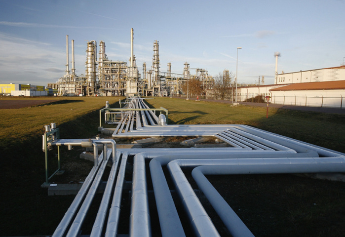 Crude oil, Fuel price Crude oil, Fuel price