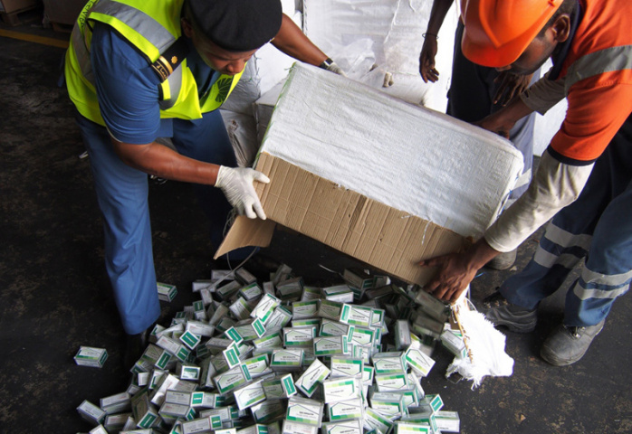 Customs, NEWS Customs, NEWS