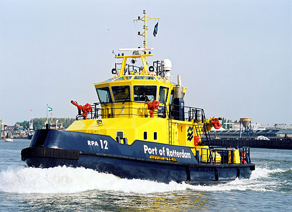 Port of Rotterdam smashed through the 400 million tonne barrier in 2007. Port of Rotterdam smashed through the 400 million tonne barrier in 2007.