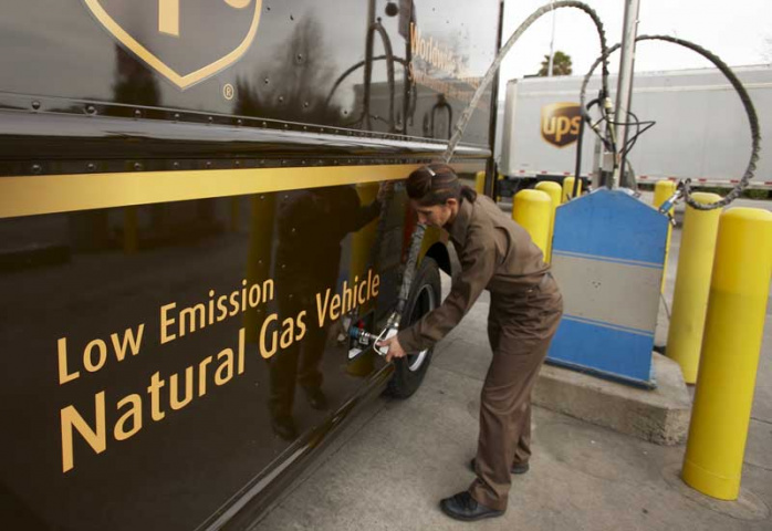 UPS plans that one in four new vehicles purchased annually will be an alternative fuel and advanced technology vehicle by 2020. UPS plans that one in four new vehicles purchased annually will be an alternative fuel and advanced technology vehicle by 2020.