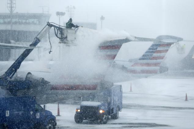 Fed Ex Dhl Respond As Winter Storm Cripples Eastern Us