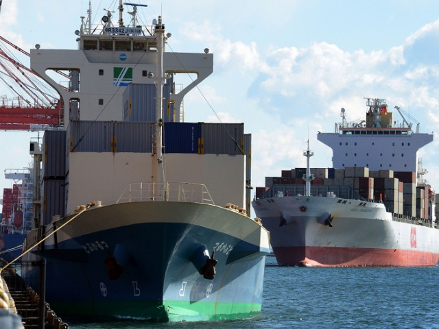 IRISL, Iran's primary shipping line, will benefit from renewed feeder connections. IRISL, Iran's primary shipping line, will benefit from renewed feeder connections.