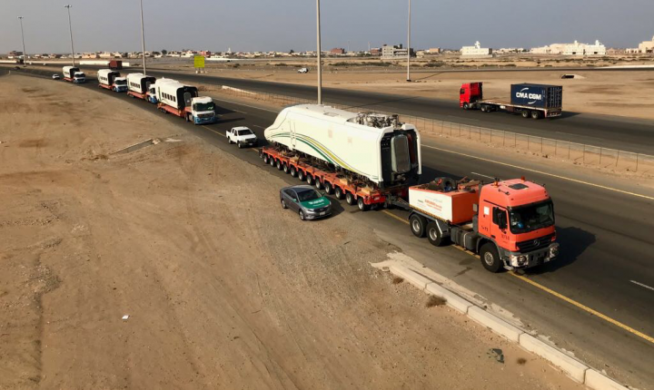 The Almajdouie team transported the cargo from Jeddah Islamic Port to Rabigh Work Station-II, covering a distance of approximately 110km. The Almajdouie team transported the cargo from Jeddah Islamic Port to Rabigh Work Station-II, covering a distance of approximately 110km.