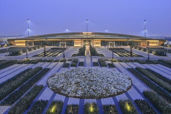 Dubai South, the master development, is aspiring to become a city with the worlds largest airport with a capacity to fly more than 220 million passengers and 16 million tons of cargo a year upon completion. Dubai South, the master development, is aspiring to become a city with the worlds largest airport with a capacity to fly more than 220 million passengers and 16 million tons of cargo a year upon completion.