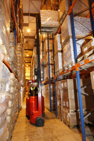 Mhe, Warehouse, Brexit, Narrow aisle Mhe, Warehouse, Brexit, Narrow aisle