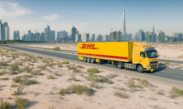 Oil and gas, Total, Dhl Oil and gas, Total, Dhl
