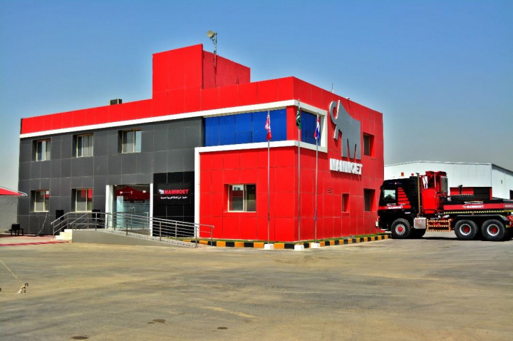 Mammoet, Heavy lift equipment, Material handling, Saudi arabia Mammoet, Heavy lift equipment, Material handling, Saudi arabia