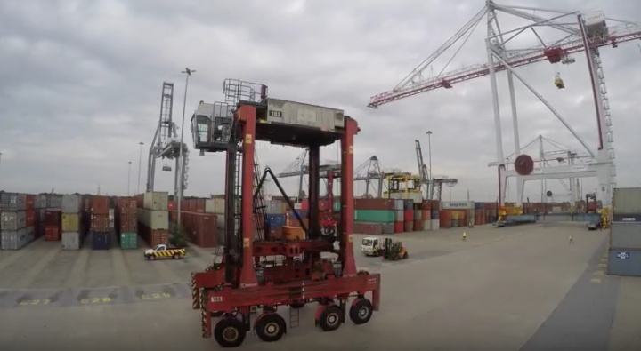 Dp world, Southampton, Uk, Crane, Port, VIDEO Dp world, Southampton, Uk, Crane, Port, VIDEO