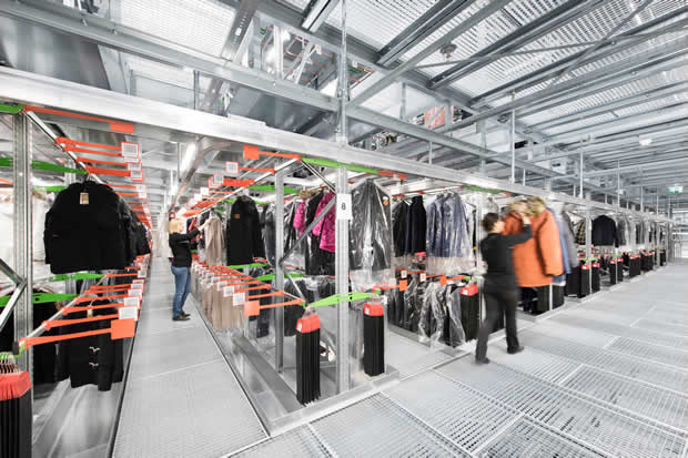 Fashion, Retail, IoT, Technology, Inventory Fashion, Retail, IoT, Technology, Inventory