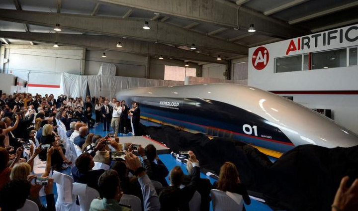A fullscale passenger Hyperloop capsule is presented by Hyperloop Transportation Technologies. A fullscale passenger Hyperloop capsule is presented by Hyperloop Transportation Technologies.