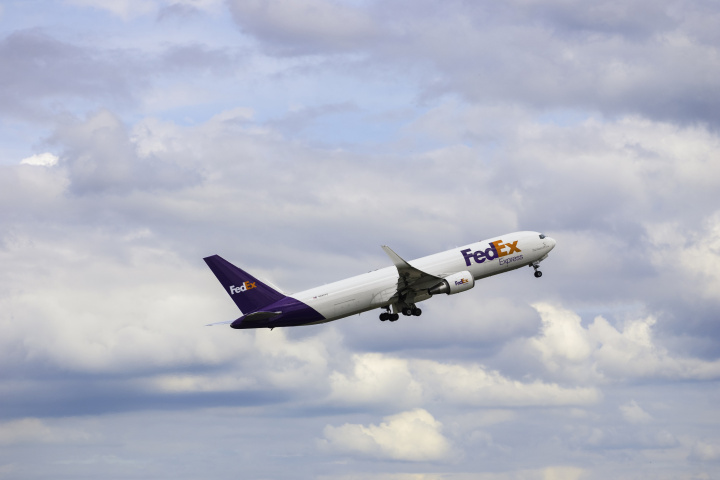 Fedex, Express logistics, Air cargo, Emergency, Dubai, India Fedex, Express logistics, Air cargo, Emergency, Dubai, India