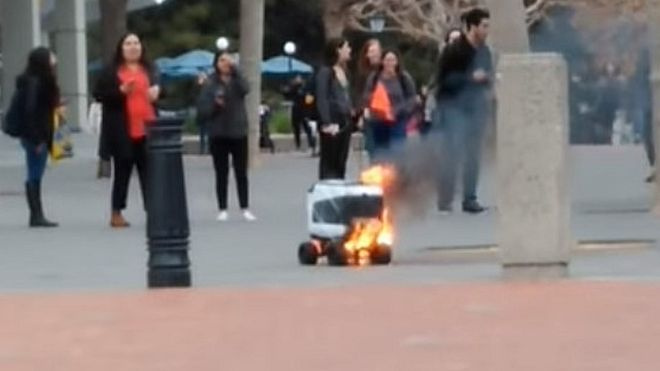 Kiwibot, Fire, Berkley Kiwibot, Fire, Berkley
