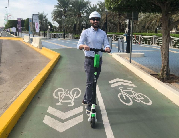 Scooter, Electric, Lime, Abu dhabi Scooter, Electric, Lime, Abu dhabi