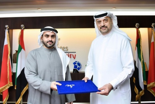 Transguard has signed an agreement with TRIGEM DMCC to transport diamonds. The agreement was signed by (left) Shaikh Ahmed Bin Manna Bin Khalifa Saeed Al-Maktoum, Partner at TRIGEM DMCC, and Dr. Abdulla Al-Hashimi, Divisional Senior Vice President Emirates Group Security and CEO Transguard Group Transguard has signed an agreement with TRIGEM DMCC to transport diamonds. The agreement was signed by (left) Shaikh Ahmed Bin Manna Bin Khalifa Saeed Al-Maktoum, Partner at TRIGEM DMCC, and Dr. Abdulla Al-Hashimi, Divisional Senior Vice President Emirates Group Security and CEO Transguard Group